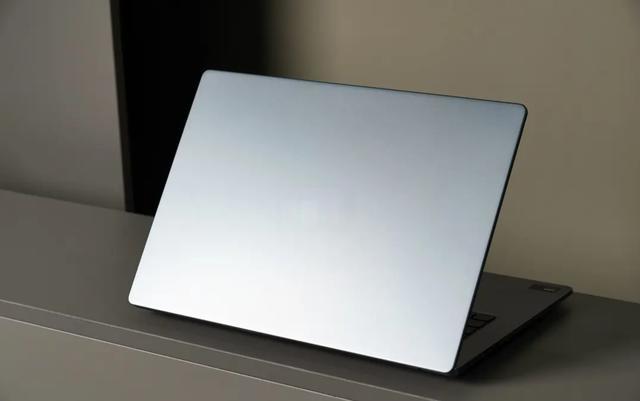 选择哪款更适合你？锐龙R7